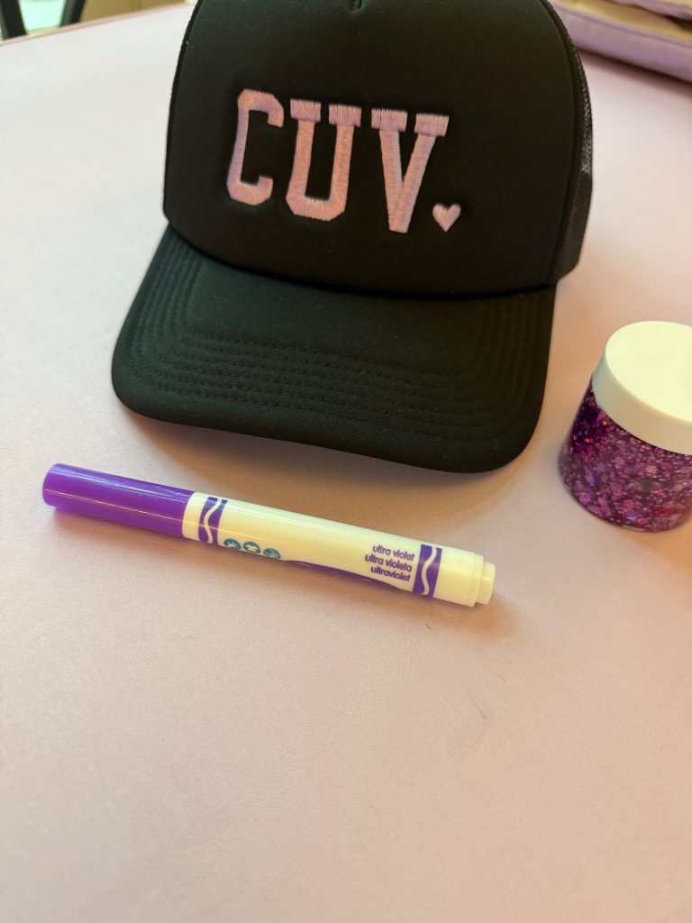 Black CUV Trucker